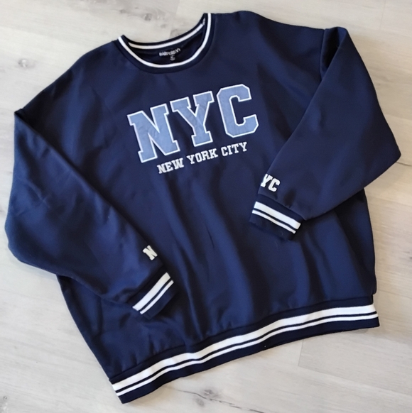 Harper & Ivy Tops - Harper Navy Crewneck NYC Sweater